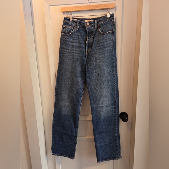 Levis Ribcage Straight Size 26 - Picture 3 of 8